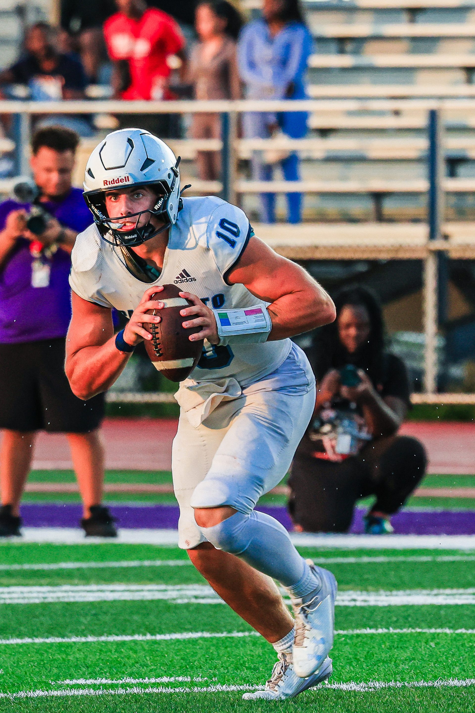 Palmetto quarterback running